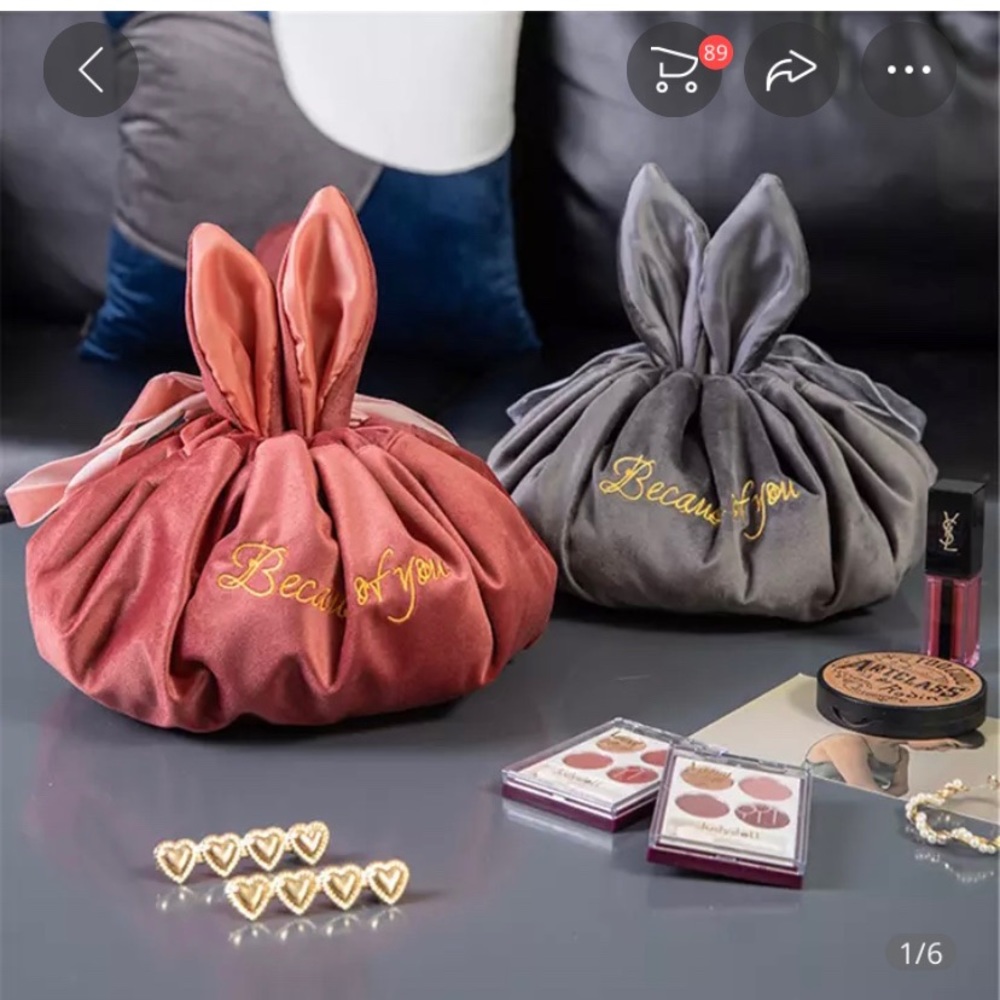 Chic Makeup Bag